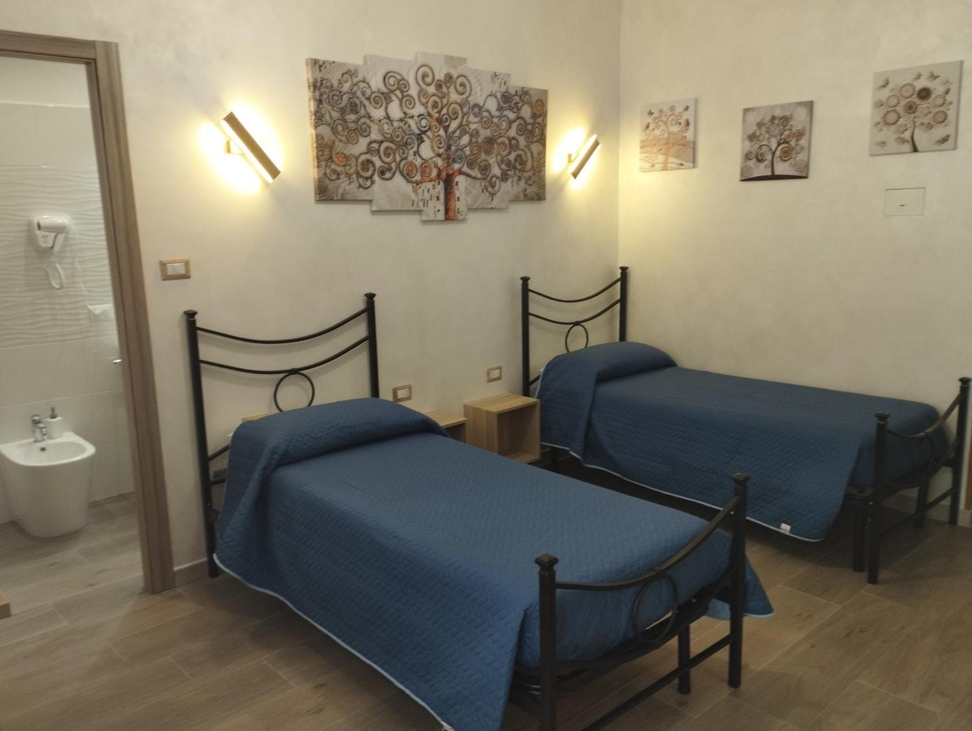 Roma Tourist Lease Otel Acilia Oda fotoğraf