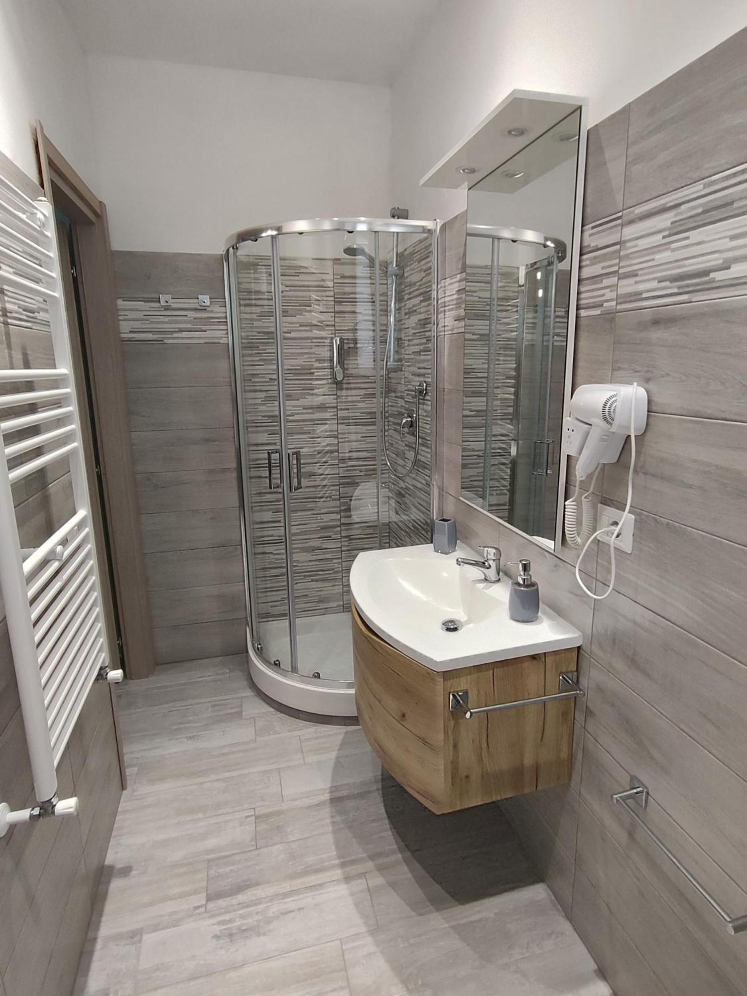 Roma Tourist Lease Otel Acilia Dış mekan fotoğraf